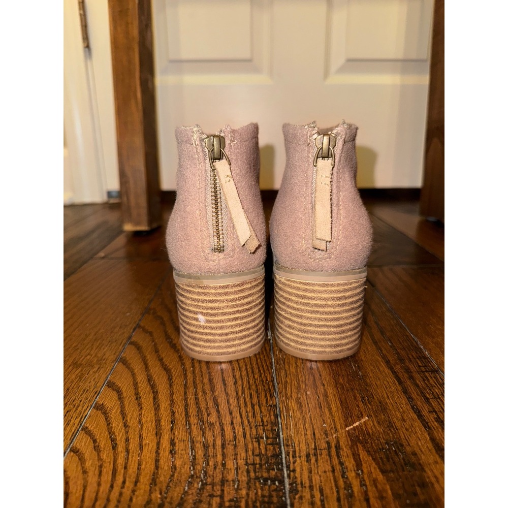 TOMS Suede Block Heel Ankle Boots Taupe Pink Women's Size‎ 7 UK 5 EU 37.5 - Picture 5 of 7